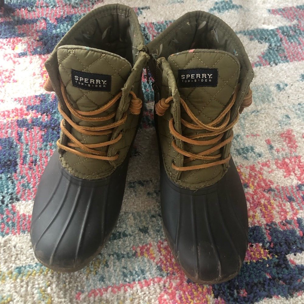 Sperry Quilted Saltwater Duck Boots olive/green